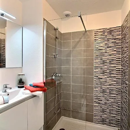 Villa Pavillon Dans Recente V15 Sérignan